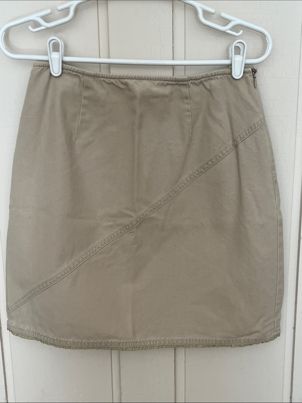 LOFT Beige Mini Skirt Size 6